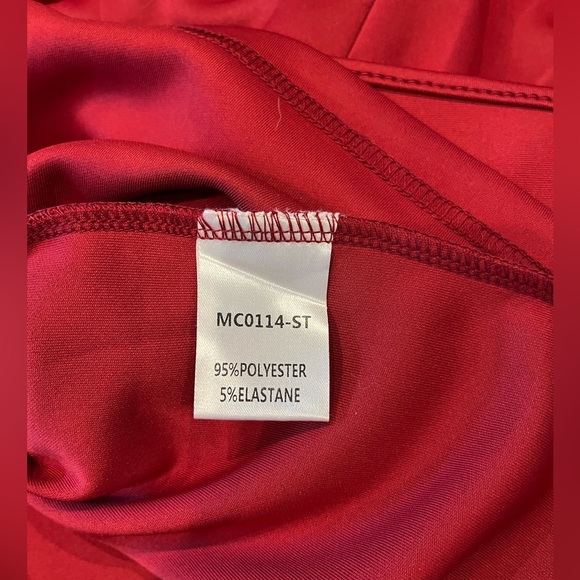 Red dress - Picture 5 of 5